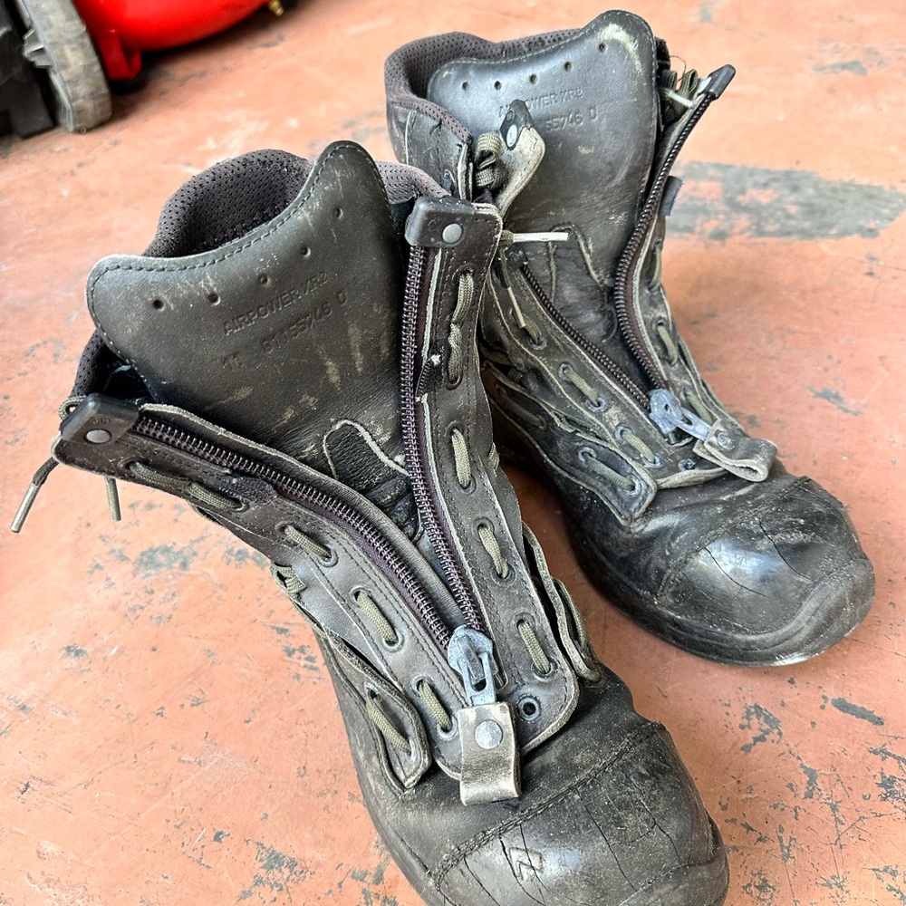 Men’s work boots. Haix